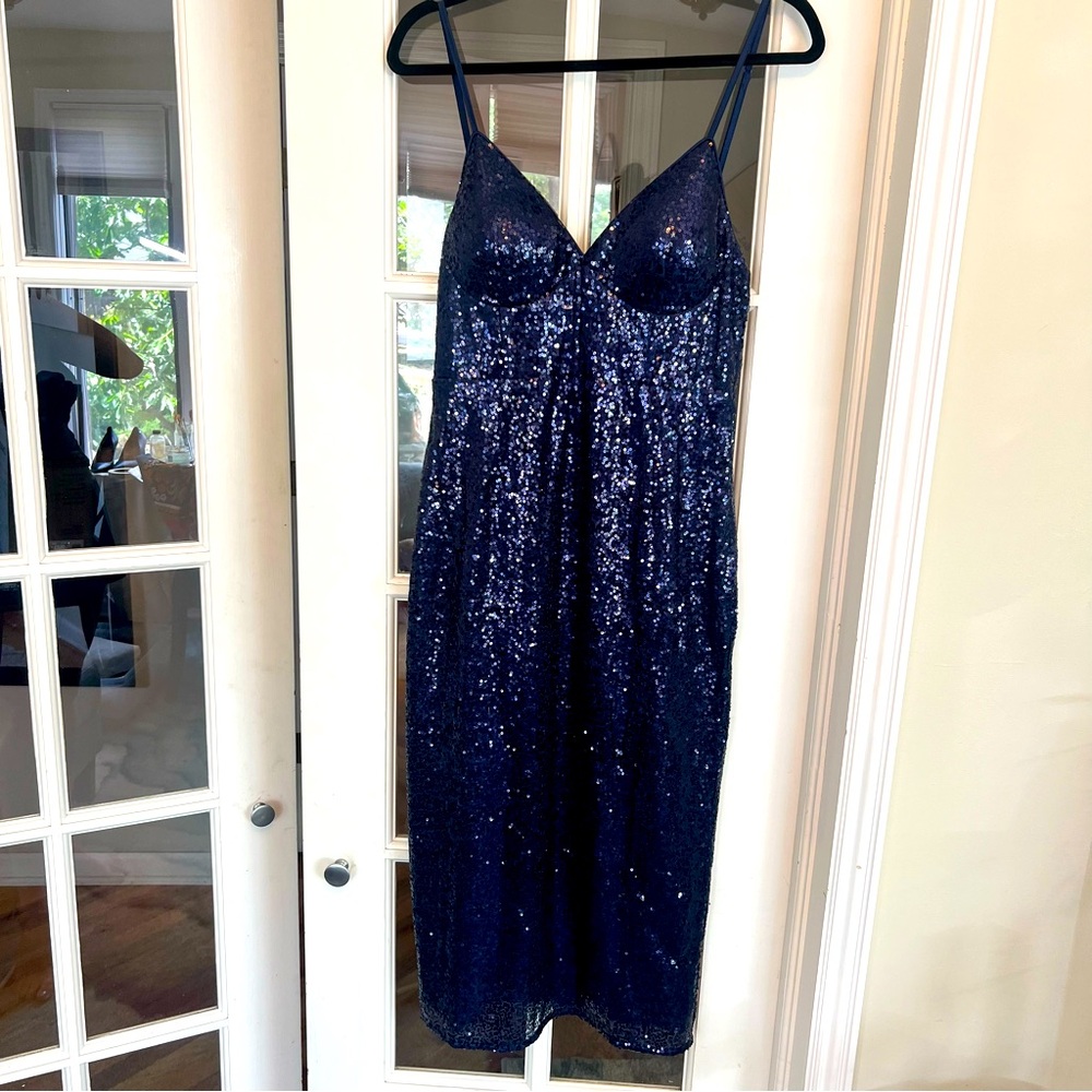 Lulu’s navy sequin dress size large